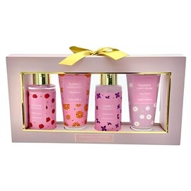 Sucrerie Pure Floral Shukurie Bath Gift Set