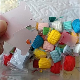 XINTANGXIA Pack of 120 Plastic Embroidery Thread Bobbins Plastic Embroidery Thread Cards White Cross Stitch Yarn Cards with Floss Winder Yarn Spools for Crafts DIY Embroidery Sewing White