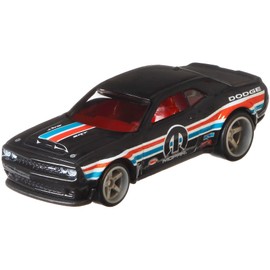 Hot Wheels 18 Dodge Challenger Vehicle