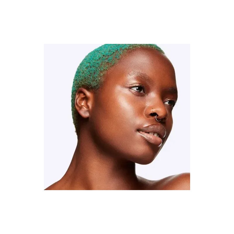 Studio Radiance Moisturizing + Illuminating Silky Primer
