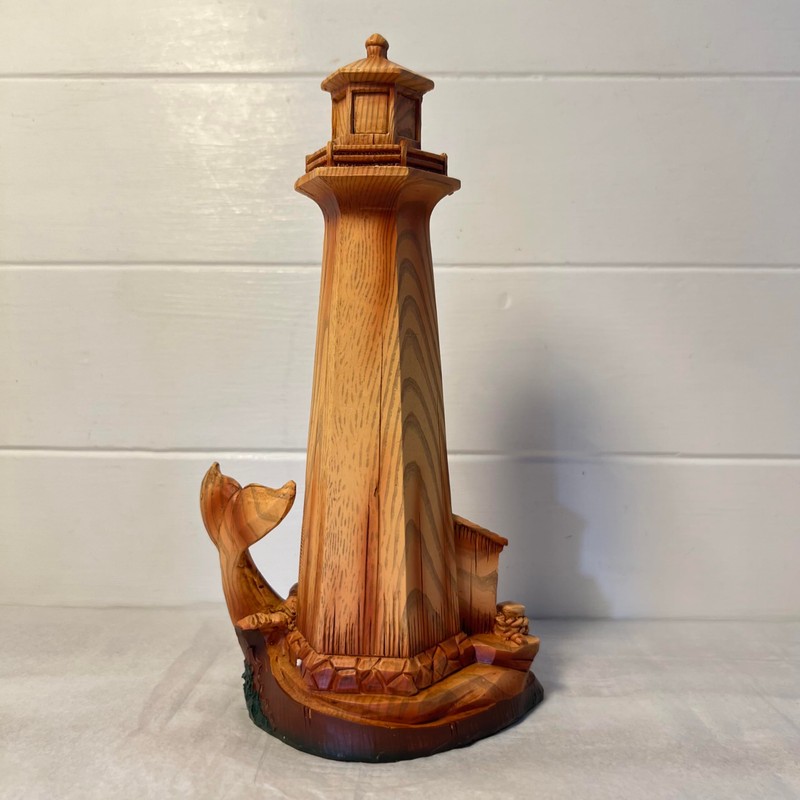 Handcrafted Wood-Effect Lighthouse: 22cm Height, Intricate Carving, Adorned with Whale