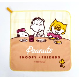 Snoopy Kurupita! Lunch Mat, Lunch Time