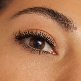 3INA MAKEUP - The 24h Level Up Mascara 900 - Máscara de Pestañas Negra para Dar Volumen y Longitud - Máscara con Efecto Pestañas Postizas - Máscara Apta Para Ojos Sensibles - Vegan - Cruelty Free