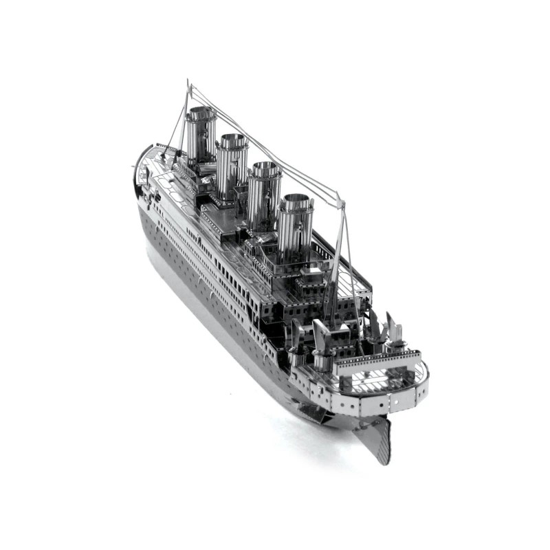 DCD Model Kit Titanic Ship Moderate Difficulty Steel Model by