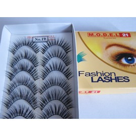 Model 21 False Eyelashes No. 19, 10 Pairs