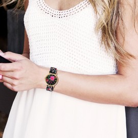 Avaner Women's Leather Wrist Watches Boho Floral Printed Analog Quartz Watches