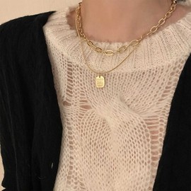 Allereya Vintage Layered Square Pendant Necklace Initial Letter Square Necklace Punk Paperclip Chain Necklace Gold Square Choker Necklace Jewelry for Women and Girls (Gold)