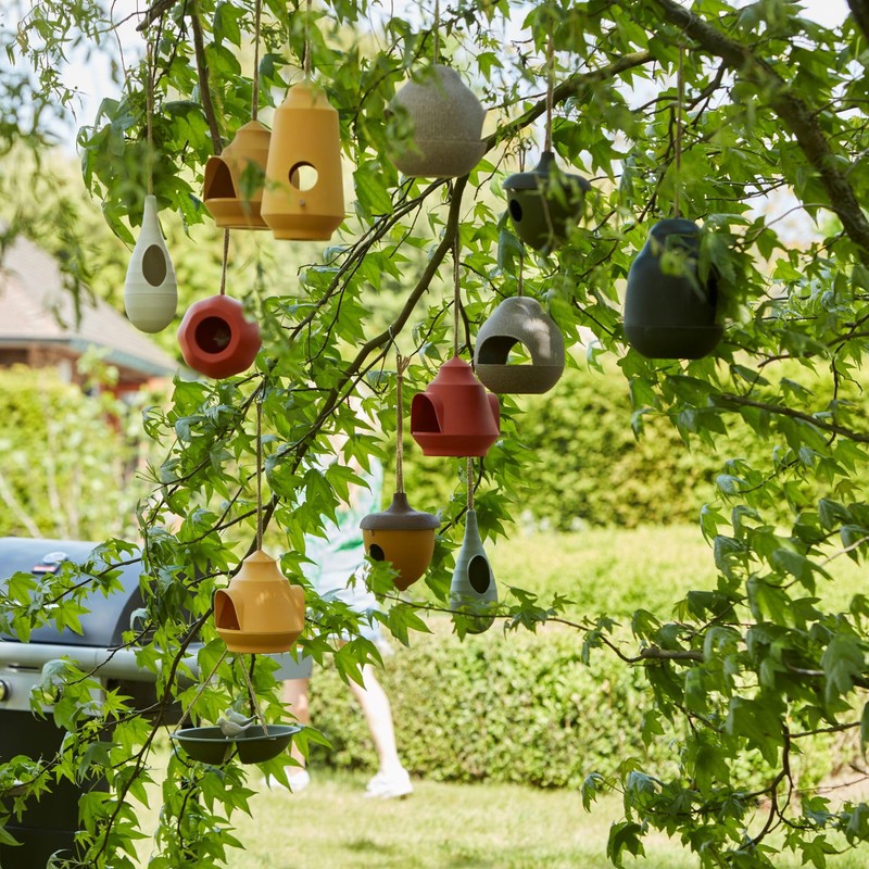 Point-Virgule Hanging Bird Feeder for Balcony, Orange 17.7 x 17.9
