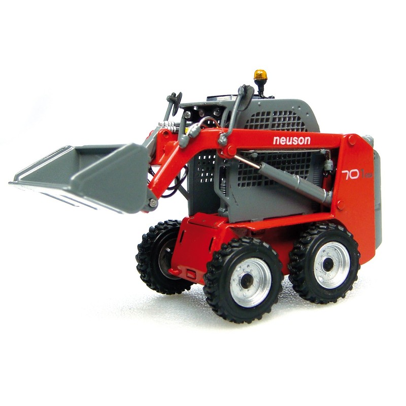 8052 Neuson 701, 1:50 Universal Hobbies