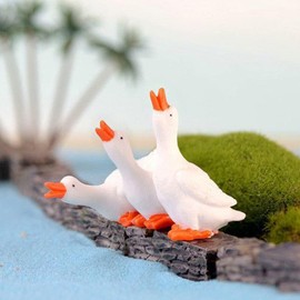 Gryshanyun 3Pcs Miniature White Goose Figurines, Handcrafted Resin Farm Animal Statues for Fairy Garden Decor,DIY Terrarium and Miniature Landscape Scenes
