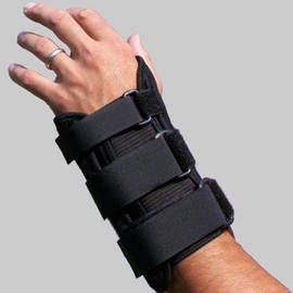 Alpha Medical Padded Night & Day Wrist Brace Carpel Tunnel Sleep Support Hand Splint Metal Splint Stabilizer Wrist Brace with Soft Thumb Opening Hand Brace for Tendonitis (Large ; Right Hand)