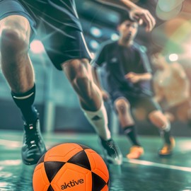 AKTIVE Pallone da calcio indoor in PVC 230-250 grammi D18 cm taglia 3, colore arancione e nero, resistente e durevole, ideale per allenamento all'aperto, sport e pallone da calcio