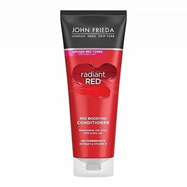 John Frieda Radiant Red Boosting Conditioner 250 ml, Conditioner for Red Hair, Colour-Boosting and Depositing Conditioner for Redheads