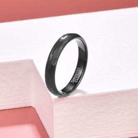 VAKKI 4mm Mens, Women Wedding Rings Hammered Ring Black Plated Engagement Band Perfect Fit Size Q