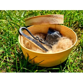 Natürliche Lebensfreude - Fire Striker Set from Germany with Instructions for Use - Bushcraft - Outdoor - Survival - Tinder - Flint - Striking Iron - Spark Striker - Fire Starter - Fire Steel