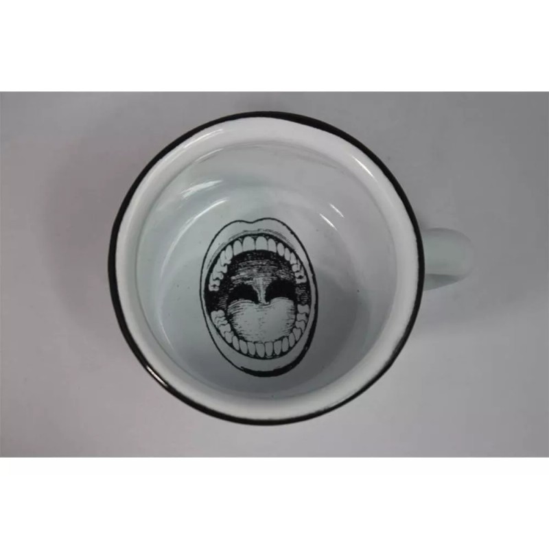 Esmalte Morillas Taza En Peltre Con Diseño De Mano Con