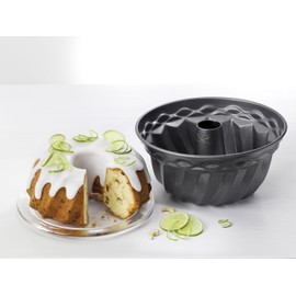 Dr. Oetker 2604 Gugelhupfform Ø 24 cm, Backform für Gugelhupf, runde Bundform aus Stahl mit keramisch verstärkter Antihaft-Beschichtung (Farbe: grau), Menge: 1 Stück