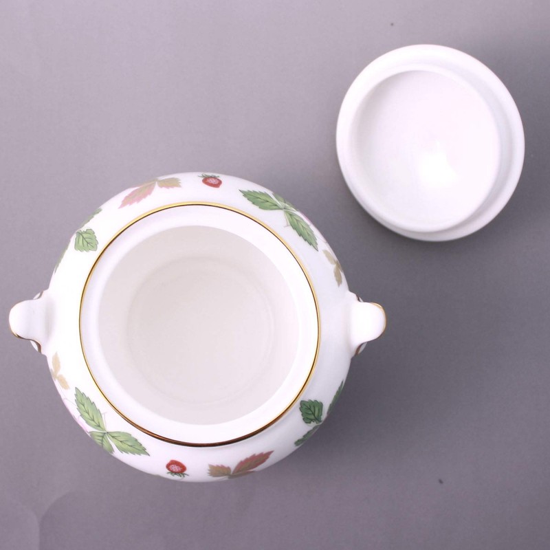 Wedgwood 50105506975 Wild Strawberry Tea Sugar Box, S, Wedding Gift,