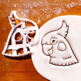BAKERLOGY Cockatiel Head Cookie Cutter - Detailed Biscuit Cutter Design for Baking and Crafts, ideal on fondant, dough, clay