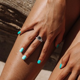 Myshiwu Designer Cubic Zirconia Statement Ring Antique Twisted Cable Wire Rings for Women Fashion Jewelry Gift (Black, 8)