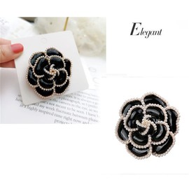 Flower Pearl Brooch Pin Pearl Petal Elegant Art Brooch for Women Wedding Banquet Party Brooch Simple Pin Black Flower Brooch Badge Lapel Pin Wedding Party Brooch