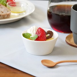Tableware East Trapezoid Mini Bowl, 3.3 inches (8.5 cm), Newborn 712-010