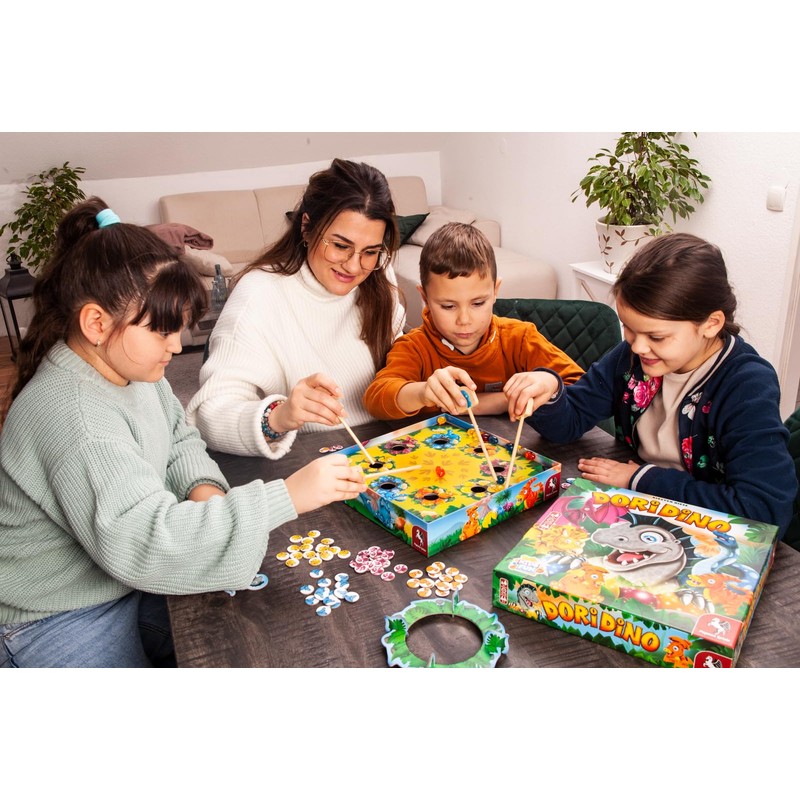 Pegasus Spiele 65504G Dori Dino Board Games