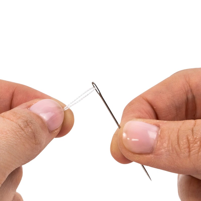 SINGER 67100 Button & Carpet Sewing Thread, 50-Yards, White