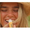 Bálsamo Labial Natural Cera Abejas Aceite Coco 0.3oz