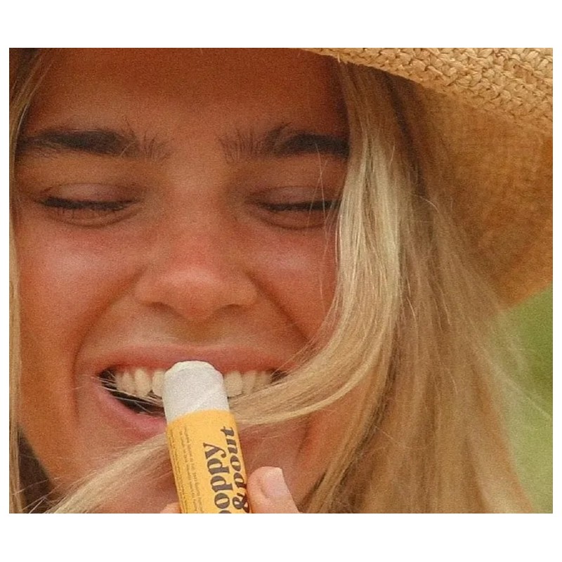 Bálsamo Labial Natural Cera Abejas Aceite Coco 0.3oz