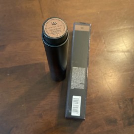 Surratt Surreal Skin Foundation Wand Shade  18 New In Box