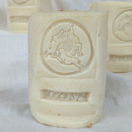 Très Spa Naked (Unscented Milk Bar) Organic Soap | Vegan Friendly (Yes! a Vegan Milk Bar)| Artisan Handcrafted | Coconut milk