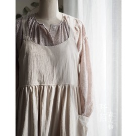 Uaussi Cotton Linen Apron Cross Back Work Apron for Women with Pockets Pinafore Dress X Cross Halter Apron for Chef Gardening, 2 Pack-black+beige, One Size