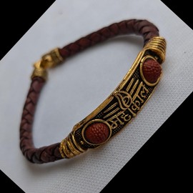 HG TECHNO SERVICES handmade Mahakal Bracelet Men's Golden Religious Bracelet (Lord Mahakal)