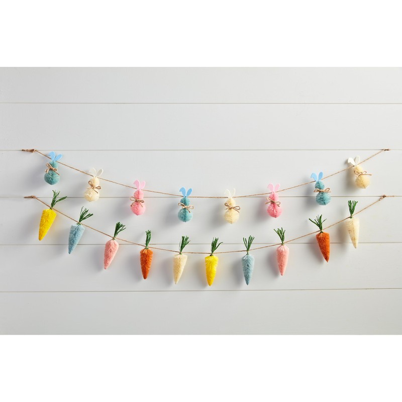 Mud Pie Bottle Brush Garland, Carrot