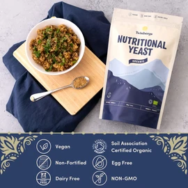 Twinbergs Organic Non Fortified Nutritional Yeast Flakes 100g - Vegan Cheese with Umami Taste - Nooch Seasoning for Pizza, Hummus, Tofu, Tempeh - Inactive Yeast Rich in B Vitamins, Iron, Protein