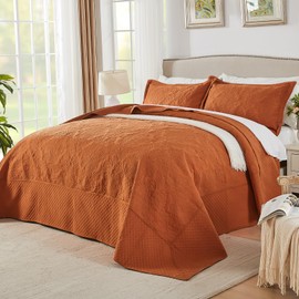 ENJOHOS Burnt Orange 138x122 Extra Wide Oversized King Quilts - California King Bedspread, Reversible Summer Soft Microfiber Bed Coverlet Super King Bedding (1 Cal King Quilt, 2 Pillow Shams)