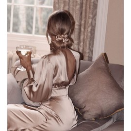 Waterlily Scrunchie 100% Mulberry Silk 22momme Hair Ties Scrunchies for Women Girls Soft Natural Large (Champagne)