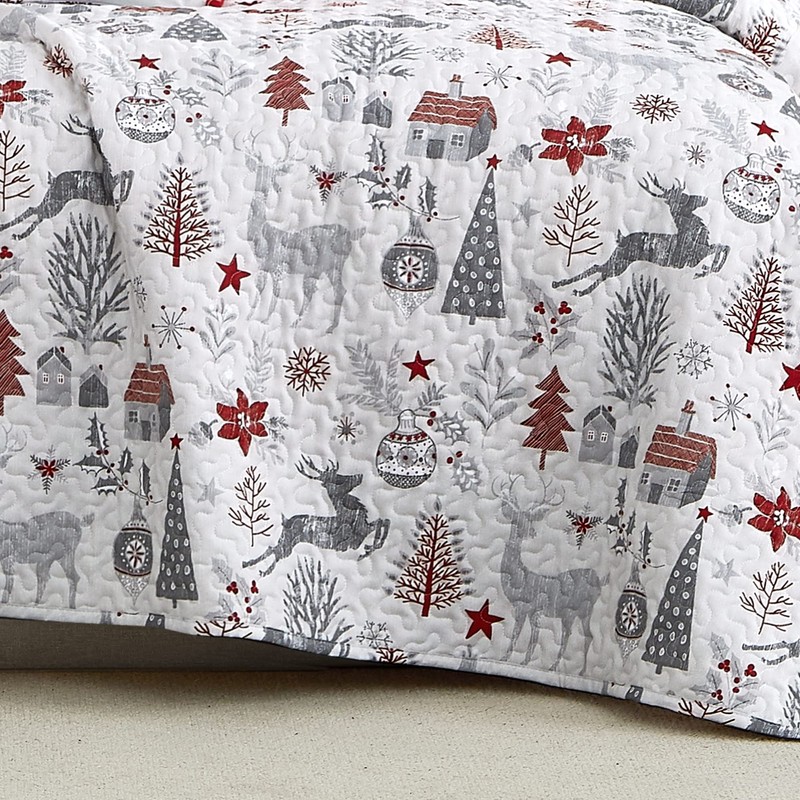 Southshore Fine Living, Inc. Holly Jolly Christmas Quilt Set, Twin