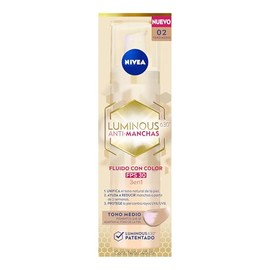 NIVEA Luminous 630 Fluido con Color 3 en 1 Tono Medio (40 ml) - Enriquecido con Ácido Hialurónico y Vitamina E para una Piel Luminosa sin Manchas por 