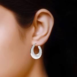 LeCalla Sterling Silver Shrimp Oval Hoop Earrings Medium Oval Chunky Puffy Hoops Earring Jewelry for Women - 32mm