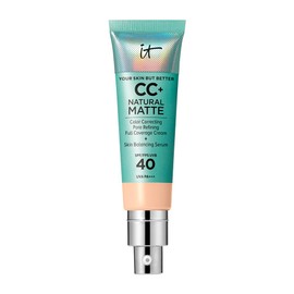 It Cosmetics CC+ Natural Matte - CC Cream Base de Maquillaje 7 en 1 con Protector Solar FPS 40 Cobertura Completa para Piel Grasa, Acabado Mate, Control de Brillo, 32 ml