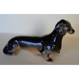 PORCELAIN Figurine DOG Dachshund black.RARE.UNI