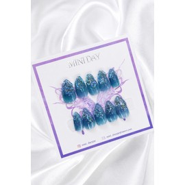 Deep Ocean Crystal Handmade Nail Tips - Short Almond / 딥 오션 크리스탈 수제 네일팁 - 숏 아몬드
