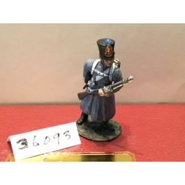 Britains W. Britain, Nap. Wars, French Line Fusilier/ Greatcoat/ Reaching (#1), #36093