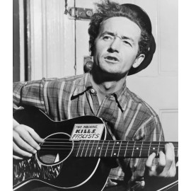 “THIS MACHINE KILLS FASCISTS” ANTI FASCISM WOODY GUTHRIE