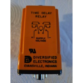 Diversified Electronics Time Delay Relay TAT 24 AKA 010.  24V.   4 AMP.  120V
