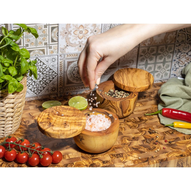SOLTAKO Olive Wood Salt & Spice Tin Salt & Pepper