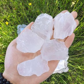 LAIDANLA Clear Quartz Natural Rough Stones Crystal Large Raw Crystals Bulk 1.5-2inch Healing Cuarzo Gemstones for Reiki Healing Tumbling Fountain Rocks Wire Wrapping Decoration 4PCS 0.5lb