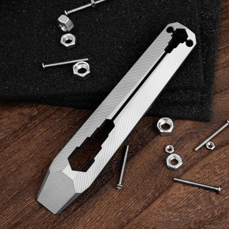 ainhue A39 Compact 3.9 Inches Stonewashed TC4 Titanium Pry Bar